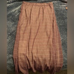 Gap NWOT Burgundy Printed Maxi Skirt Small